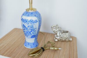 Lamp Blauw Chinees Porselein Tafellamp Upcycle en Handgemaakt Lampenvoet | Lauren S