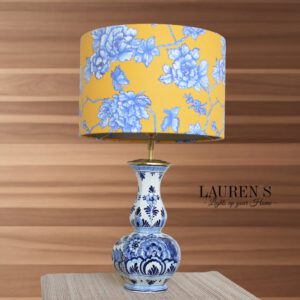 Tafellamp Delftsblauw met Chinoiserie Lampenkap in geel en Blauw Design | Lauren S