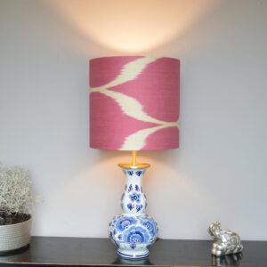 Tafellamp Delftsblauw met Roze Ikat Lampenkap keramiek Blauw - Wit Design | Lauren S