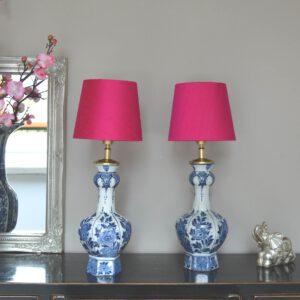 set van 2 lampen voor op een dressoir